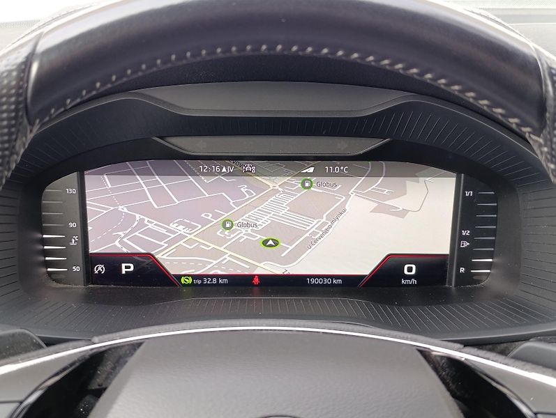 Škoda Kodiaq 2.0TDI 4X4 SPORTLINE 1.MAJ ČR  - fotka 24 z 34