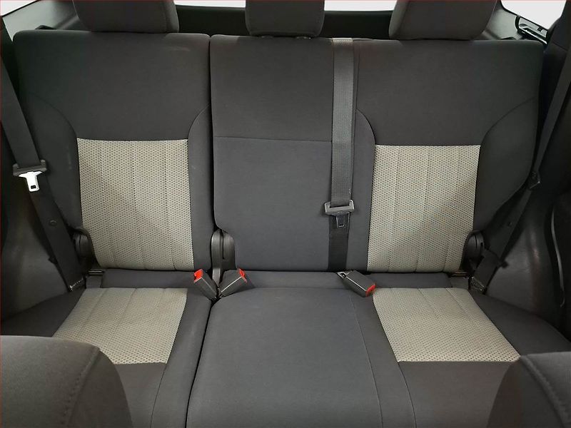 Jeep Cherokee (2010) 2.8 CRD, 4X4, Automat - fotka 10 z 20