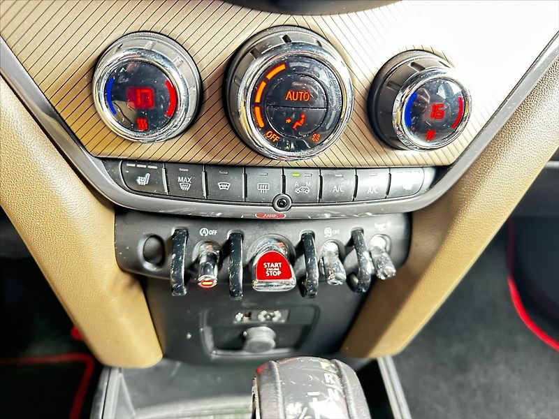 Mini Countryman 2,0 SD 140kW- automat- CZ - fotka 28 z 47
