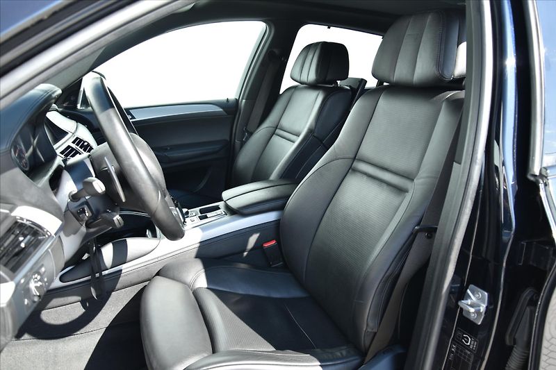 BMW X6 4.4 xDrive 408kW M. 74000KM ČR - fotka 10 z 28