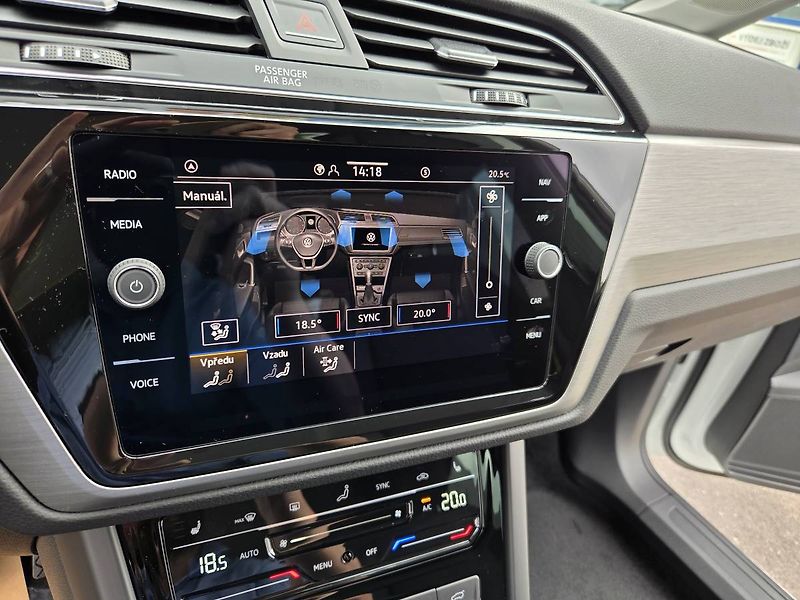 Volkswagen Touran (2026) 1.5 TSI DSG7 R-Line 7 míst - fotka 28 z 50