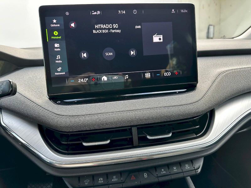 Škoda Enyaq (2022) iV 80 / 150 kW / 82 kWh Loft - fotka 13 z 24