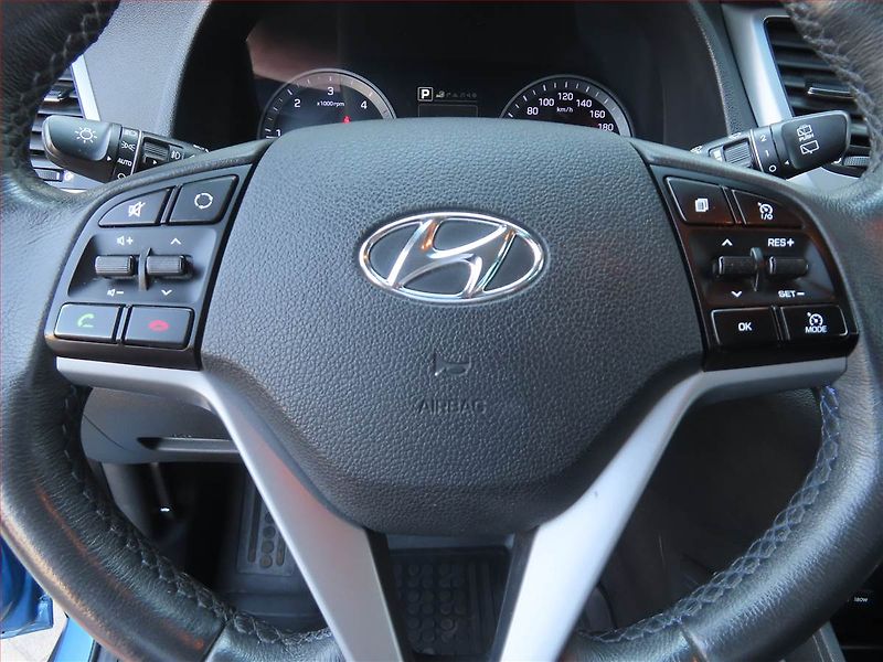 Hyundai Tucson (2016) 1.7 CRDi, Automat, Serv.kniha - fotka 19 z 22