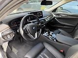 BMW Řada 5 (2023) 530d Touring xDrive - náhled 20