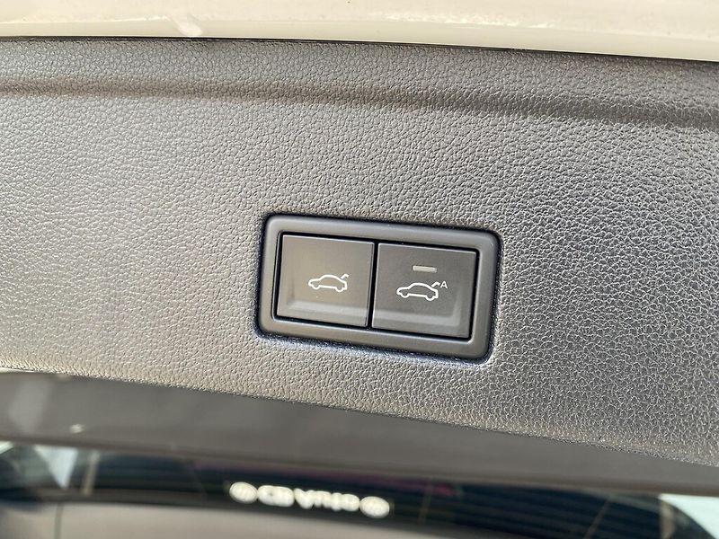 Volkswagen Touareg 3,0 TDI 210 kW Atmosphere 4MOT - fotka 29 z 29