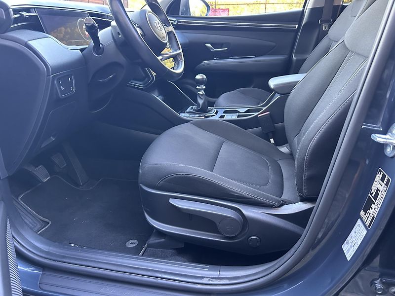 Hyundai Tucson 1.6 T-GDi Smart - fotka 18 z 38