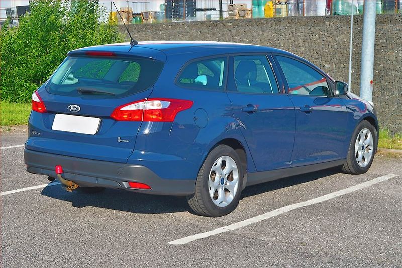 Ford Focus (2011) 1.6 TDCi, po STK, Tažné - fotka 5 z 15