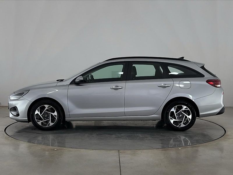 Hyundai i30 Smart DCT - fotka 3 z 26