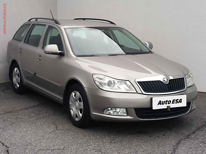 Škoda Octavia (2012) 2.0 TDi, ČR, AC, TZ - fotografie inzerátu
