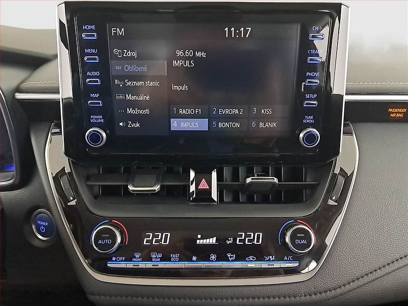 Toyota Corolla (2019) 1.8 Hybrid, Automat, Kůže - fotka 12 z 18