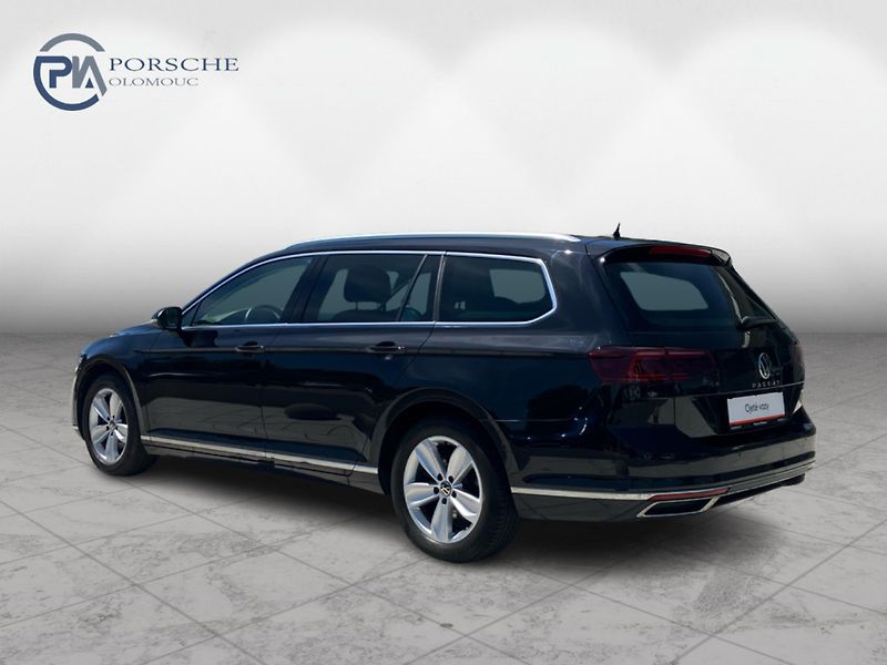 Volkswagen Passat 2,0TDi 110kW Business Premium - fotka 6 z 30