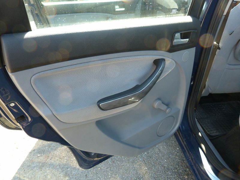 Ford C-MAX 1.8 TDCI - fotka 13 z 17