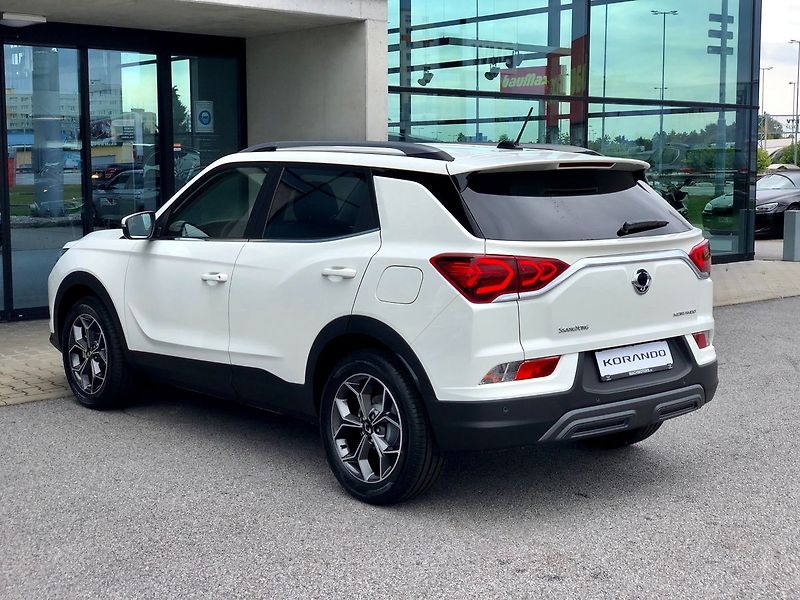 KGM Korando (2026) Smart 1.5 AWD A6 - fotka 7 z 17