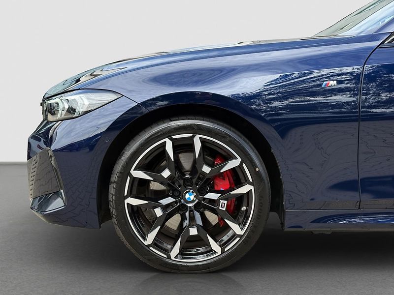 BMW Řada 3 M340i xDrive Touring - fotka 21 z 21