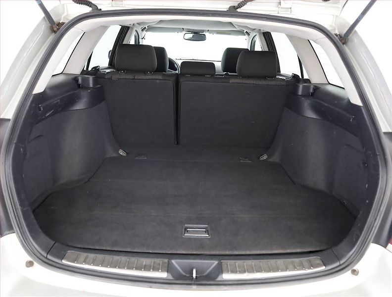Toyota Avensis (2006) 1.8 VVT-i, po STK, Klima - fotka 12 z 13