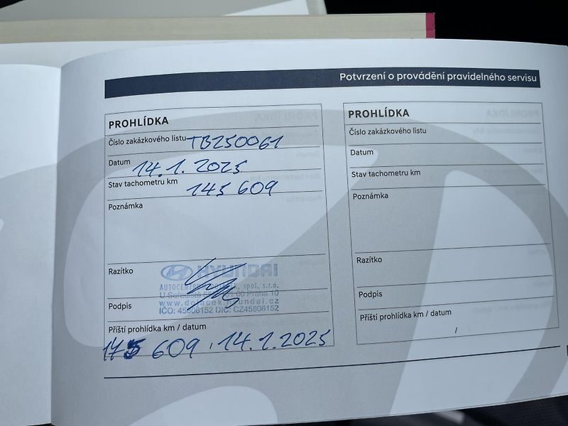 Hyundai i30 1.6d 4/2022 NEHAV-NAVI-DPH-ČR! - fotka 38 z 43
