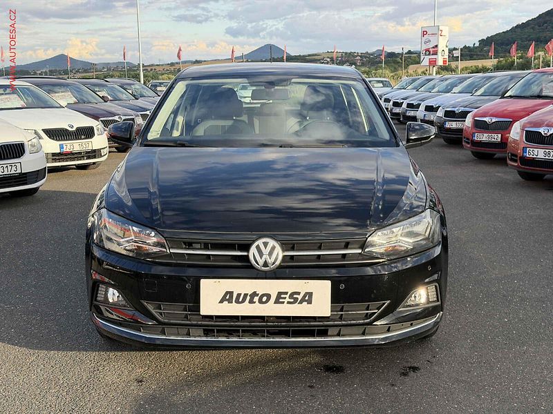 Volkswagen Polo (2018) 1.0TSi, 2.maj,ČR, AC, tempo - fotka 2 z 16