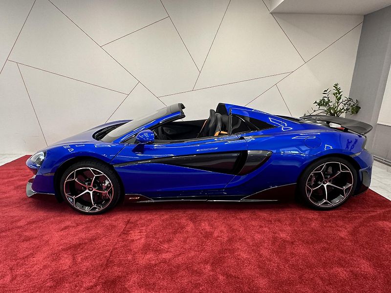 McLaren 600LT (2020) Spider B&W*CARBON*SERVIS*TOP - fotka 3 z 14