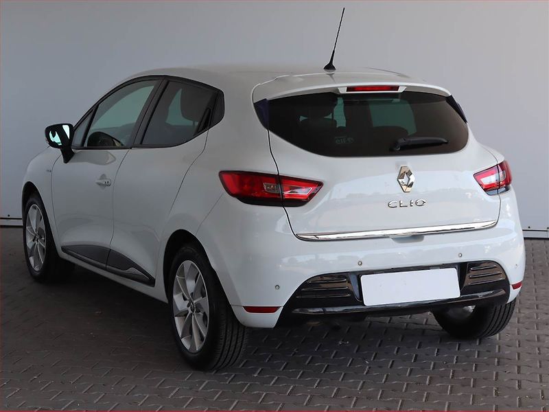 Renault Clio (2018) Limited 0.9 TCe, Navi - fotka 4 z 19