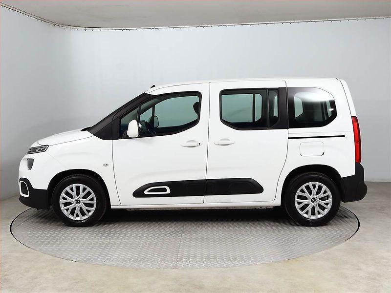 Citroën Berlingo (2020) Feel 1.5 BlueHDi, 5Míst, ČR - fotka 3 z 15