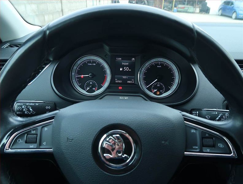 Škoda Octavia (2020) Style 1.6 TDI, Tempomat - fotka 15 z 16