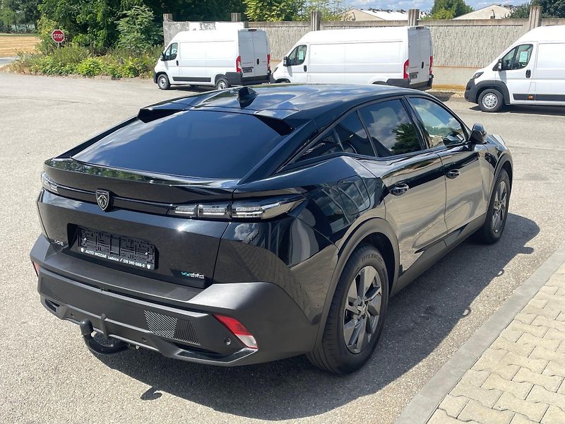 Peugeot 408 (2025) Allure Hybrid 180k e-EAT 8 - fotka 3 z 9