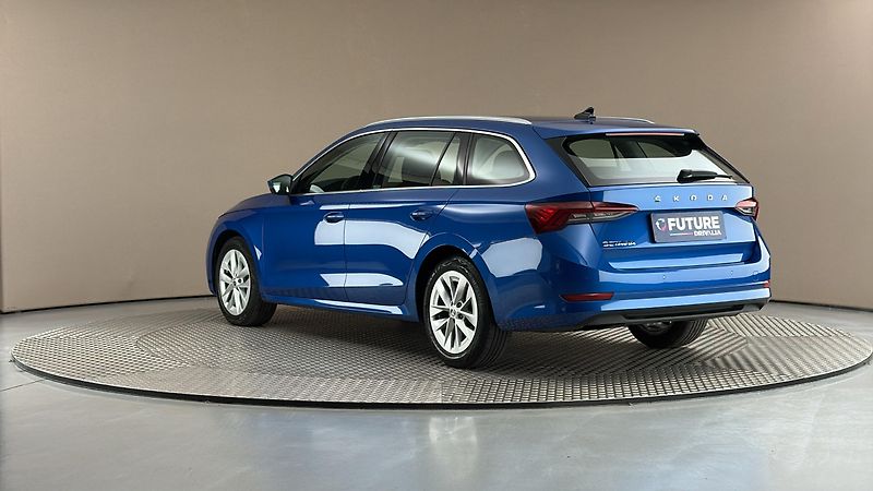 Škoda Octavia 1.0 TSI Style Combi - fotka 2 z 25