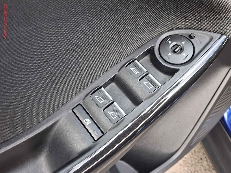 Ford Focus (2018) 1.5TDCI, 2.maj,ČR, navi - fotka 13 z 18