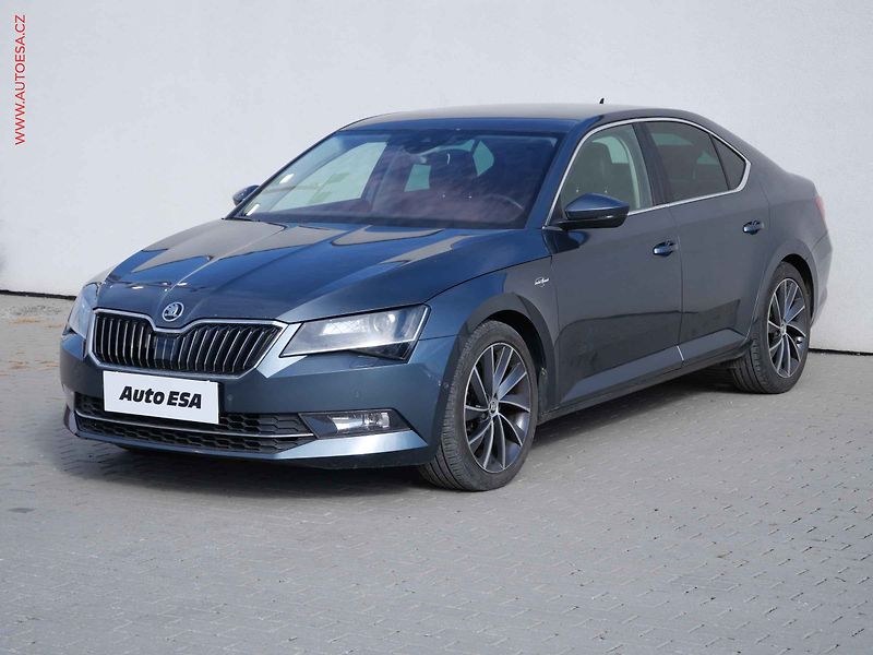 Škoda Superb (2015) 2.0TDi, 1.maj,ČR, L&K, DSG - fotka 3 z 25