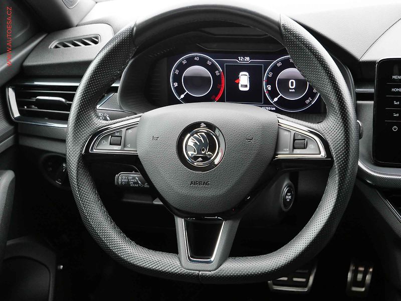 Škoda Scala (2019) 1.5 TSi, ČR, DSG, LED - fotka 14 z 27