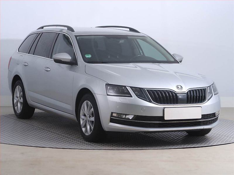 Škoda Octavia (2018) 1.6 TDI, Automat, Navi - fotka 1 z 20