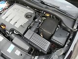 Volkswagen Golf 1,6 TDi 77kW serviska, závěs - náhled 36