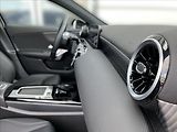Mercedes-Benz Třídy A 180 Progressive Line - náhled 17