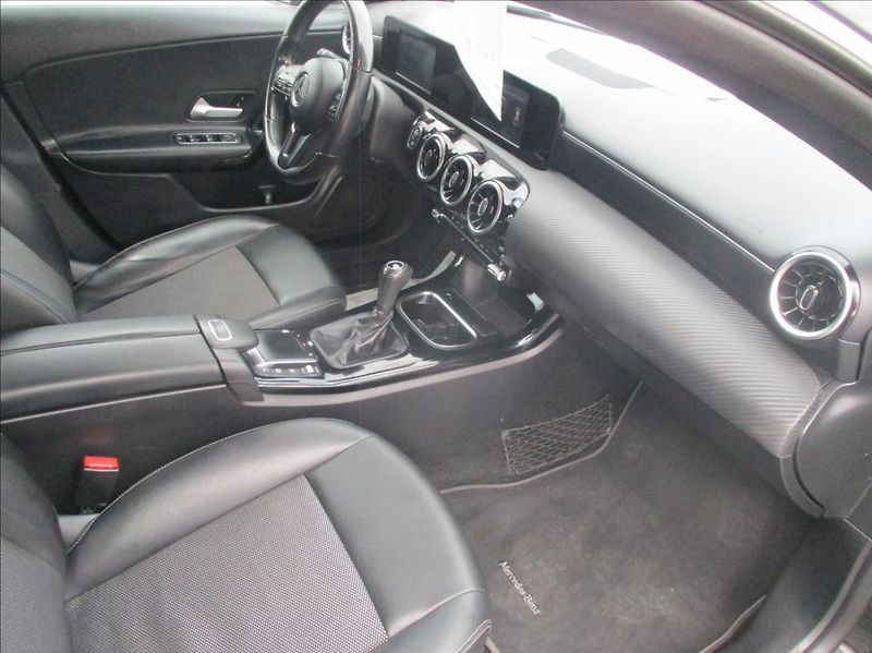 Mercedes-Benz CLA 1,5 180D, digiklima,servis, - fotka 9 z 51
