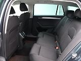 Škoda Superb 2,0 TDI 110 kW Style DSG - náhled 15