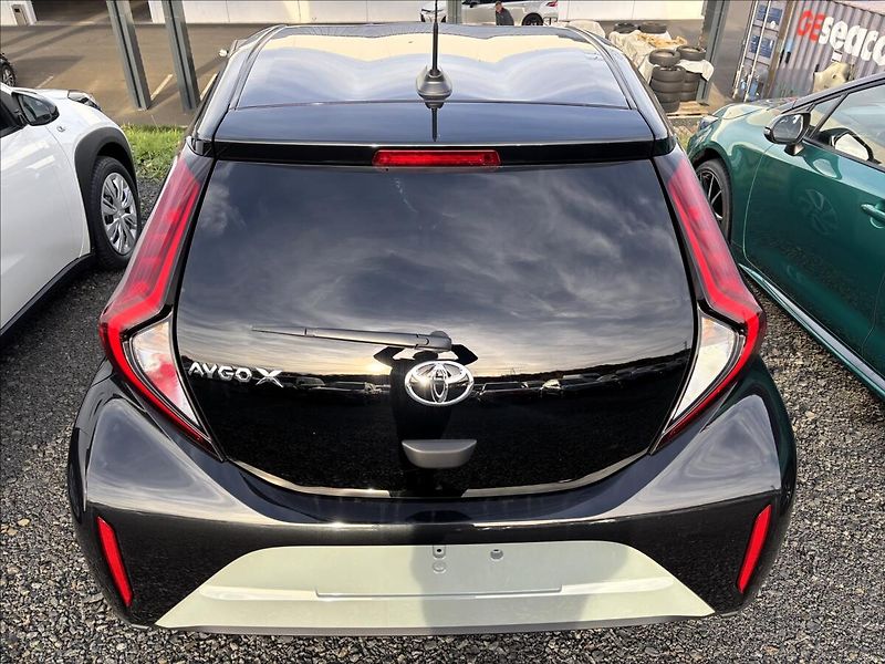 Toyota Aygo 1,0   X Style CVT - fotka 6 z 8