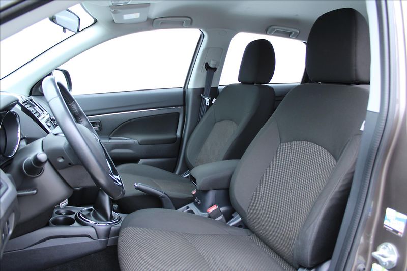 Mitsubishi ASX 1.6 MIVEC 68.000KM DPH 1.MAJ. - fotka 9 z 21