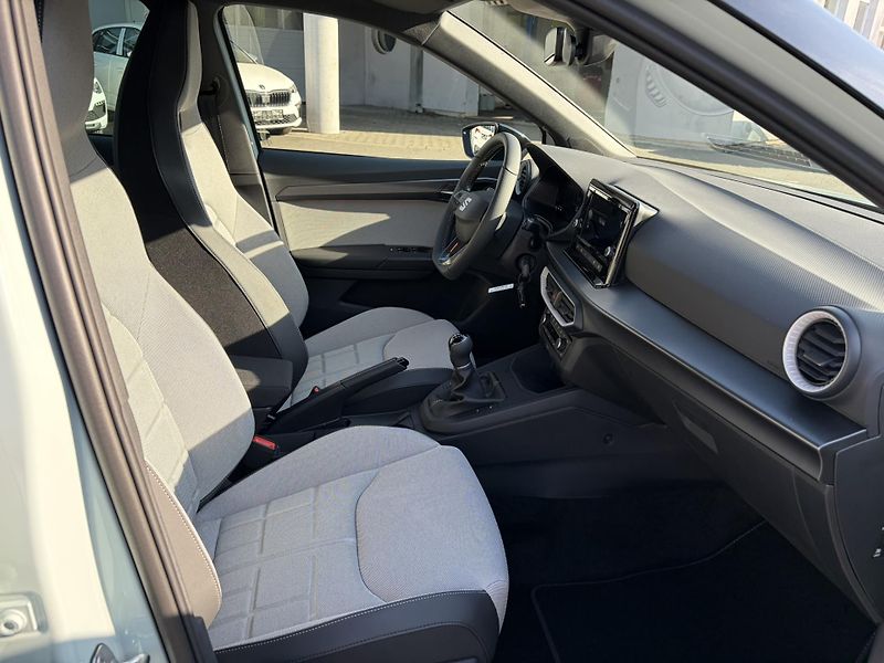 Seat Arona FR 1.0. TSI 115k - fotka 5 z 23