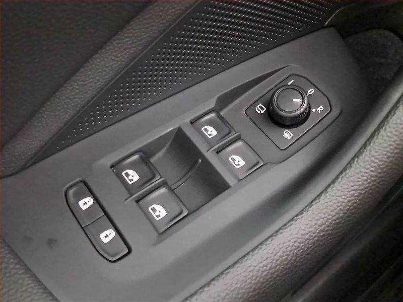 Škoda Superb (2024) 2.0 TDI - fotka 16 z 19