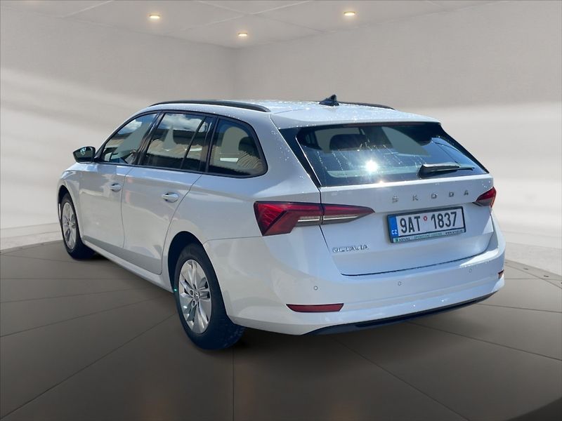 Škoda Octavia 2,0 TDI 85 Ambition - fotka 4 z 11