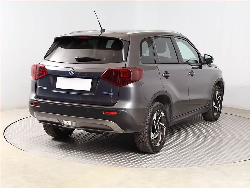 Suzuki Vitara (2025) 1.4 BoosterJet - fotka 5 z 18