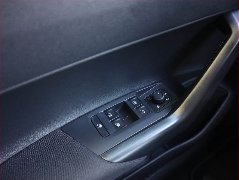 Volkswagen Polo (2025) 1.0 TSI - fotka 21 z 22