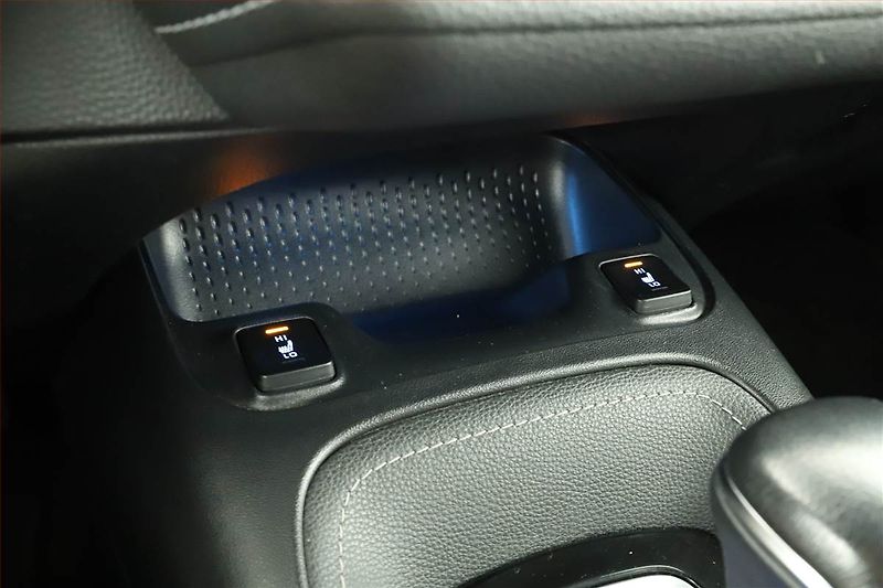 Toyota Corolla (2022) Comfort 1.8 Hybrid - fotka 12 z 15