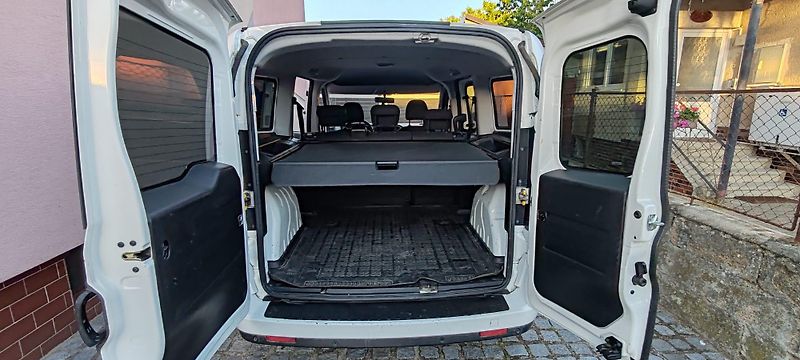 Fiat Dobló (2015) - fotka 13 z 28