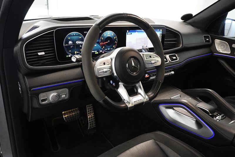 Mercedes-Benz GLS 63 AMG FULL OPTIONS - fotka 20 z 50
