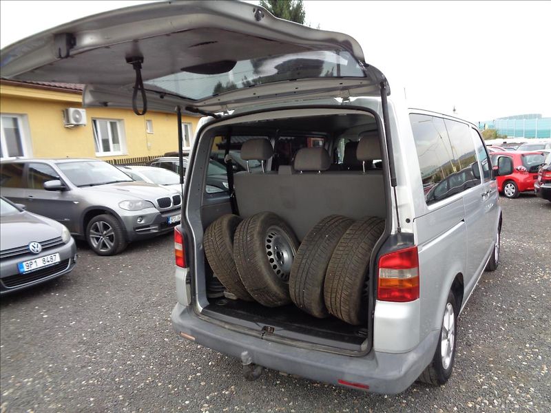 Volkswagen Transporter 1,9 - fotka 11 z 17