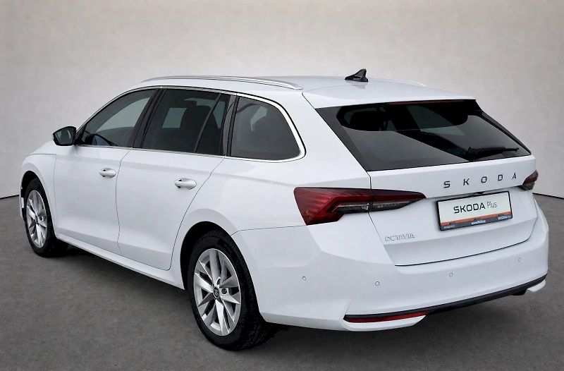 Škoda Octavia (2025) Combi Top Selection Business 1 - fotka 38 z 39