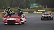 Škoda Fabia RS Rally 2 doprovázela na trati 50letou Škodu 200 RS