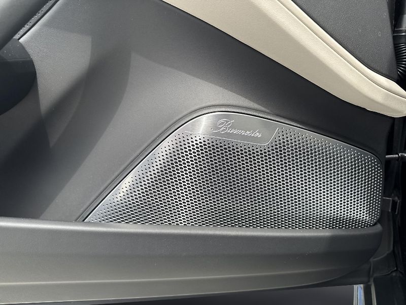 Porsche Panamera 4 E-Hybrid - fotka 25 z 28
