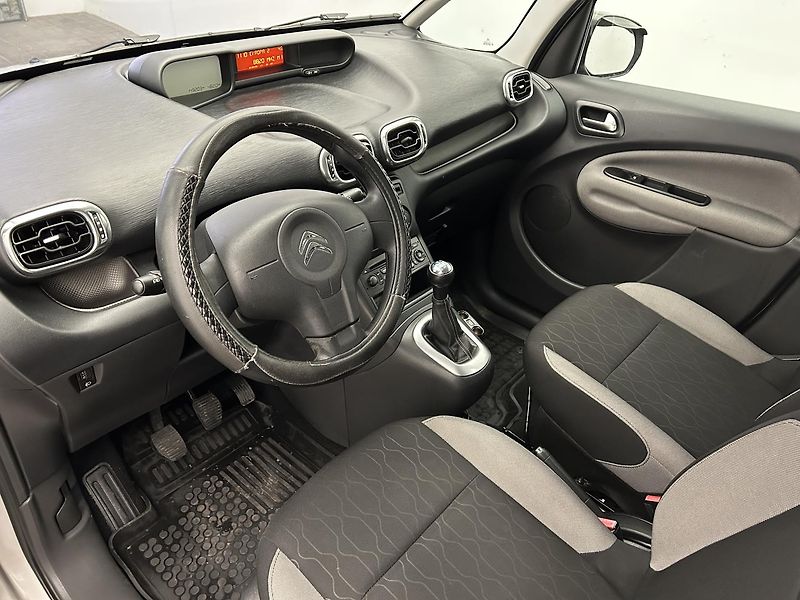 Citroën C3 Picasso 1.4 VTi Exclusive - fotka 6 z 21